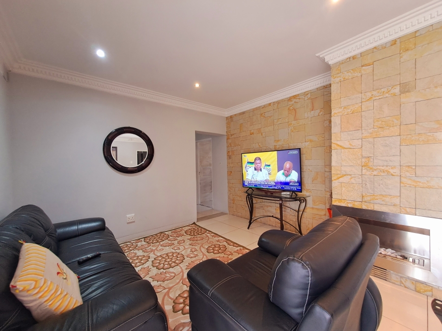To Let 4 Bedroom Property for Rent in Moseley Park KwaZulu-Natal
