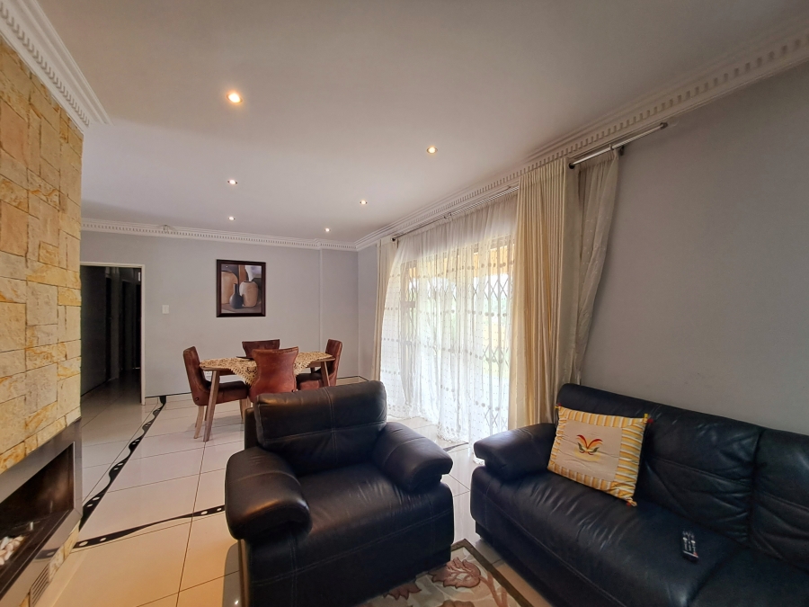 To Let 4 Bedroom Property for Rent in Moseley Park KwaZulu-Natal