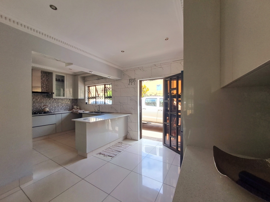 To Let 4 Bedroom Property for Rent in Moseley Park KwaZulu-Natal