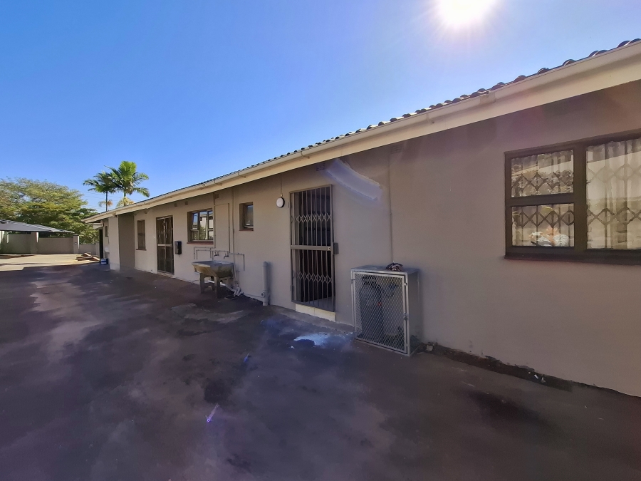 To Let 4 Bedroom Property for Rent in Moseley Park KwaZulu-Natal