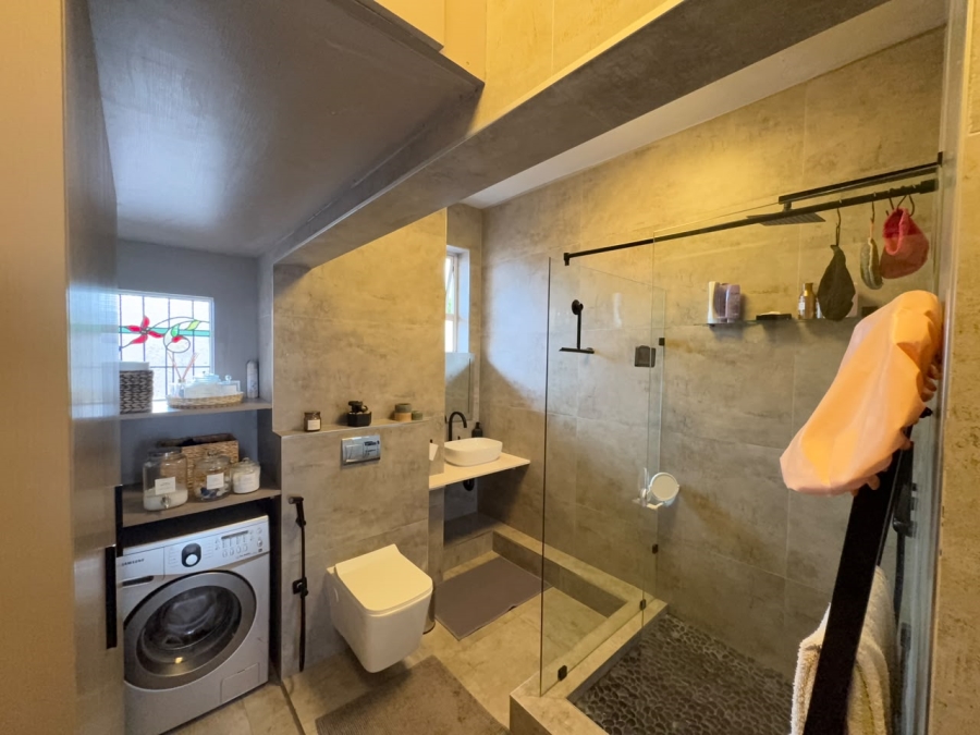 2 Bedroom Property for Sale in Morningside KwaZulu-Natal