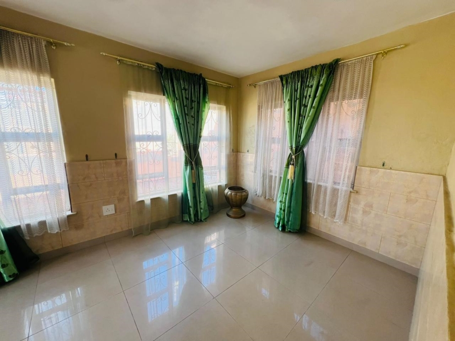 To Let 2 Bedroom Property for Rent in Bayview KwaZulu-Natal