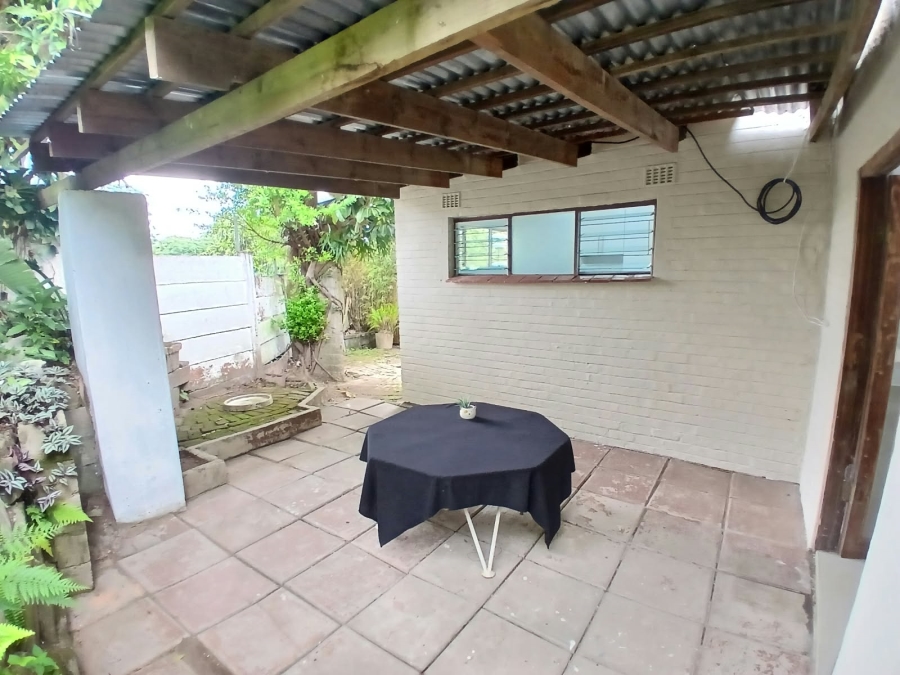 To Let 2 Bedroom Property for Rent in Sarnia KwaZulu-Natal
