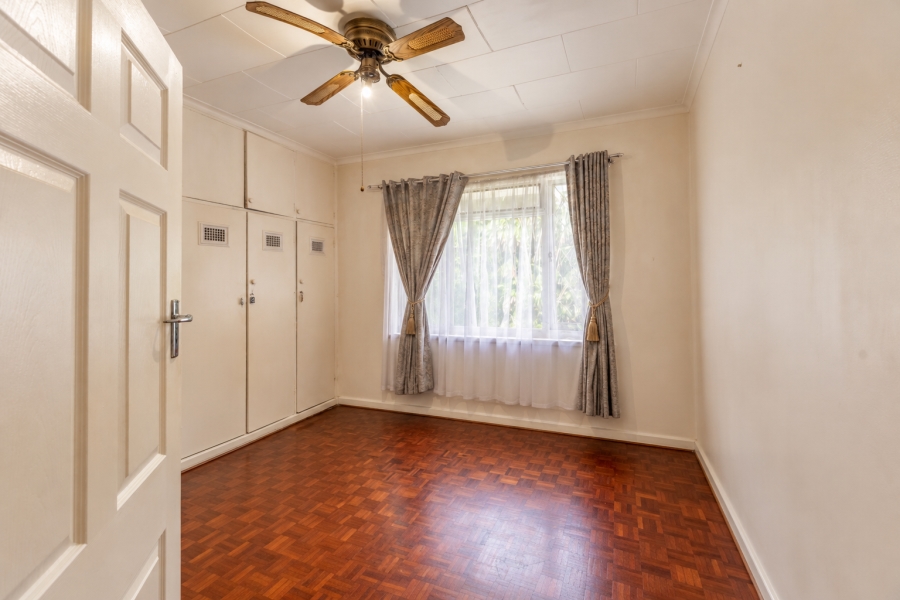 4 Bedroom Property for Sale in Amanzimtoti KwaZulu-Natal