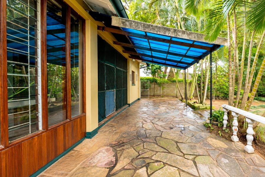 4 Bedroom Property for Sale in Amanzimtoti KwaZulu-Natal