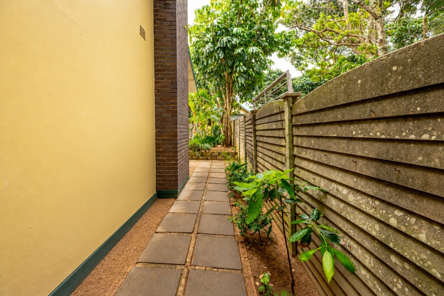 4 Bedroom Property for Sale in Amanzimtoti KwaZulu-Natal