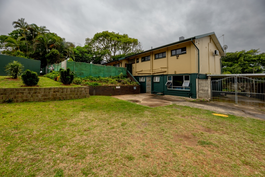 4 Bedroom Property for Sale in Amanzimtoti KwaZulu-Natal