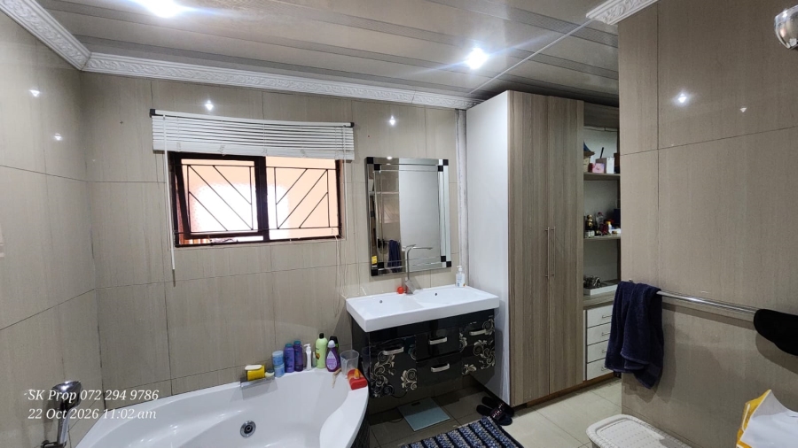 3 Bedroom Property for Sale in Allandale KwaZulu-Natal