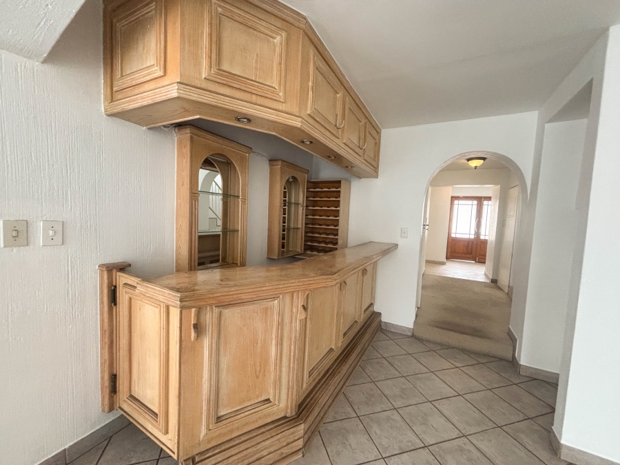 4 Bedroom Property for Sale in Umhlanga KwaZulu-Natal