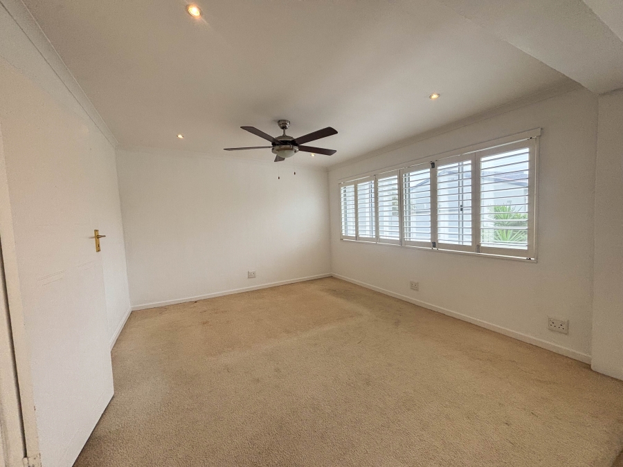 4 Bedroom Property for Sale in Umhlanga KwaZulu-Natal