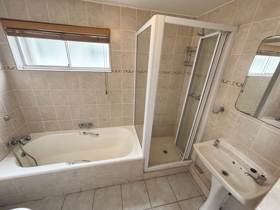 4 Bedroom Property for Sale in Umhlanga KwaZulu-Natal