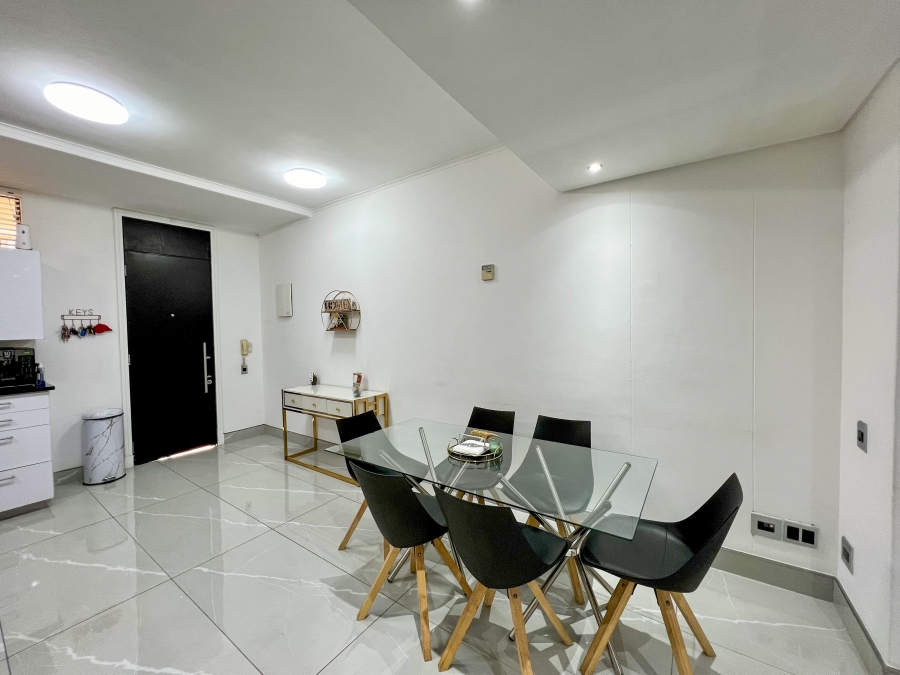 To Let 2 Bedroom Property for Rent in Umhlanga Ridge KwaZulu-Natal