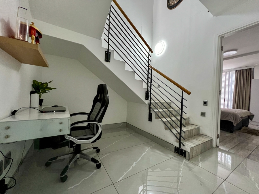 To Let 2 Bedroom Property for Rent in Umhlanga Ridge KwaZulu-Natal