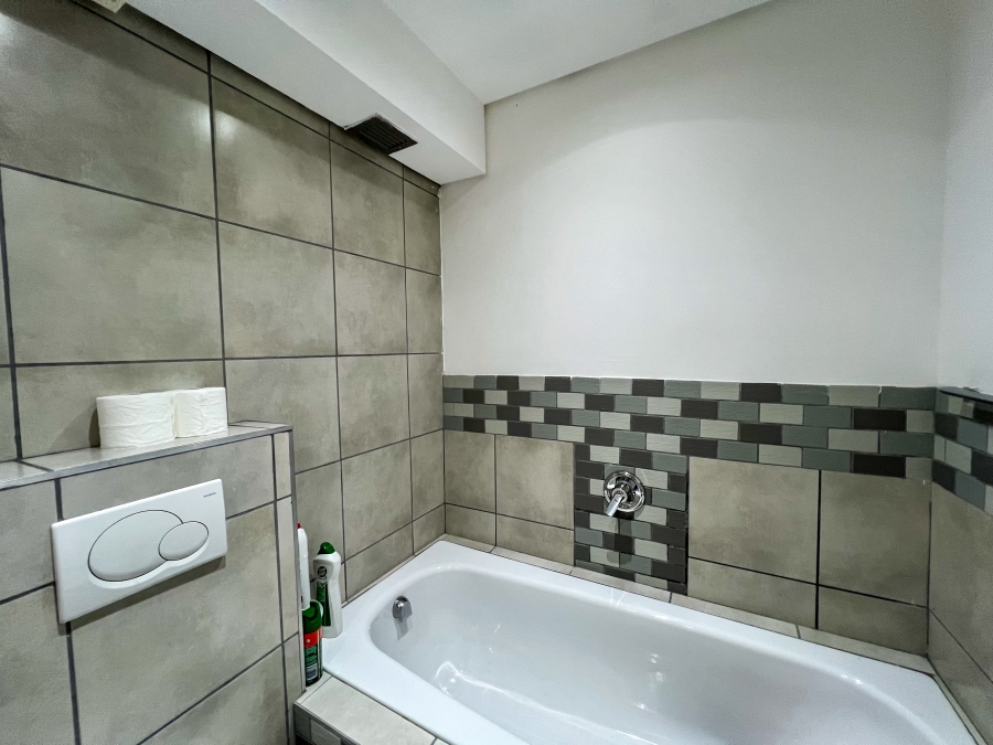 To Let 2 Bedroom Property for Rent in Umhlanga Ridge KwaZulu-Natal