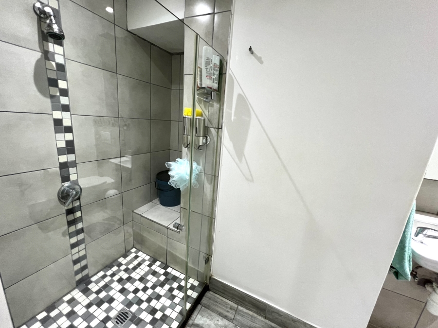 To Let 2 Bedroom Property for Rent in Umhlanga Ridge KwaZulu-Natal