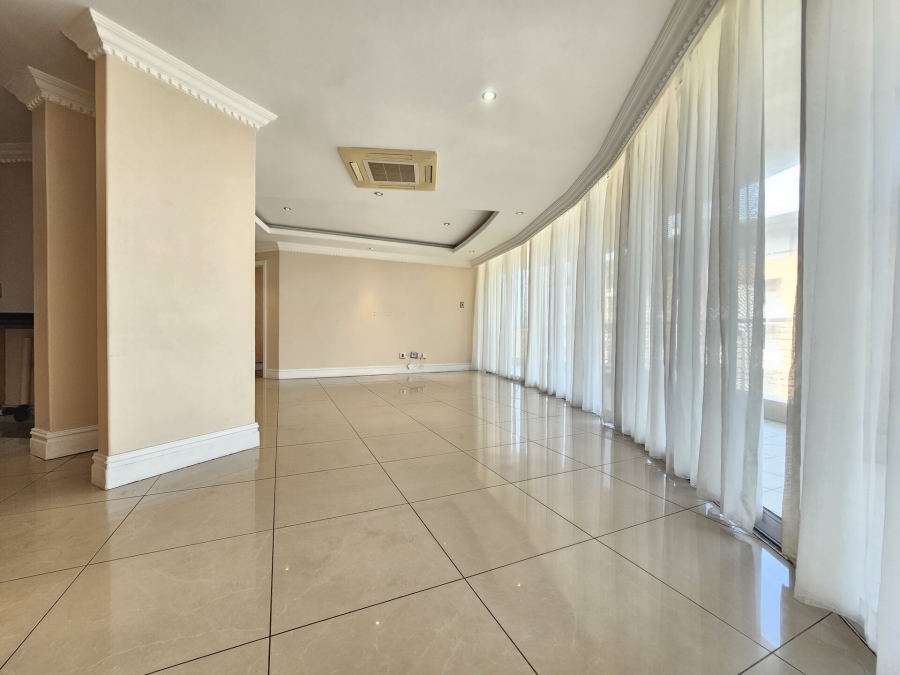 2 Bedroom Property for Sale in Point Waterfront KwaZulu-Natal