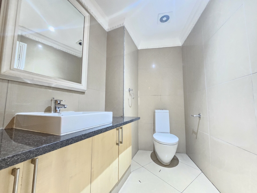 2 Bedroom Property for Sale in Point Waterfront KwaZulu-Natal