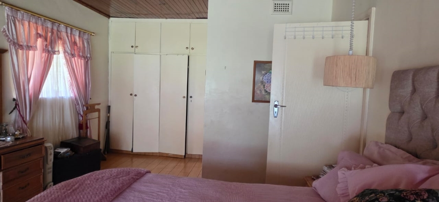 To Let 4 Bedroom Property for Rent in Waterfall KwaZulu-Natal
