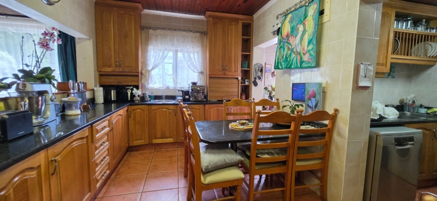 To Let 4 Bedroom Property for Rent in Waterfall KwaZulu-Natal