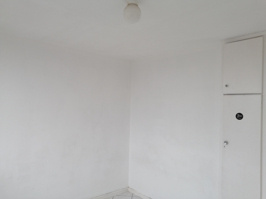 To Let 2 Bedroom Property for Rent in Morningside KwaZulu-Natal