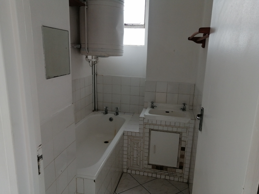 To Let 2 Bedroom Property for Rent in Morningside KwaZulu-Natal