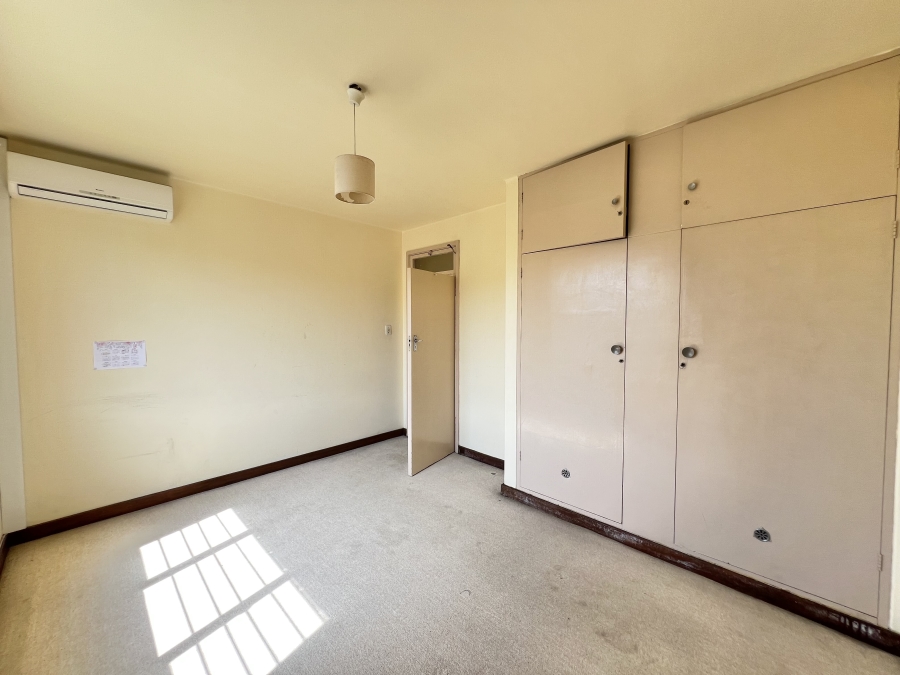To Let 1 Bedroom Property for Rent in Windermere KwaZulu-Natal