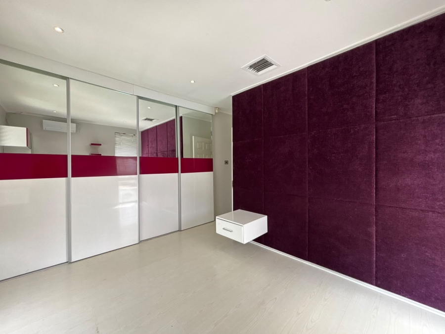 3 Bedroom Property for Sale in Essenwood KwaZulu-Natal