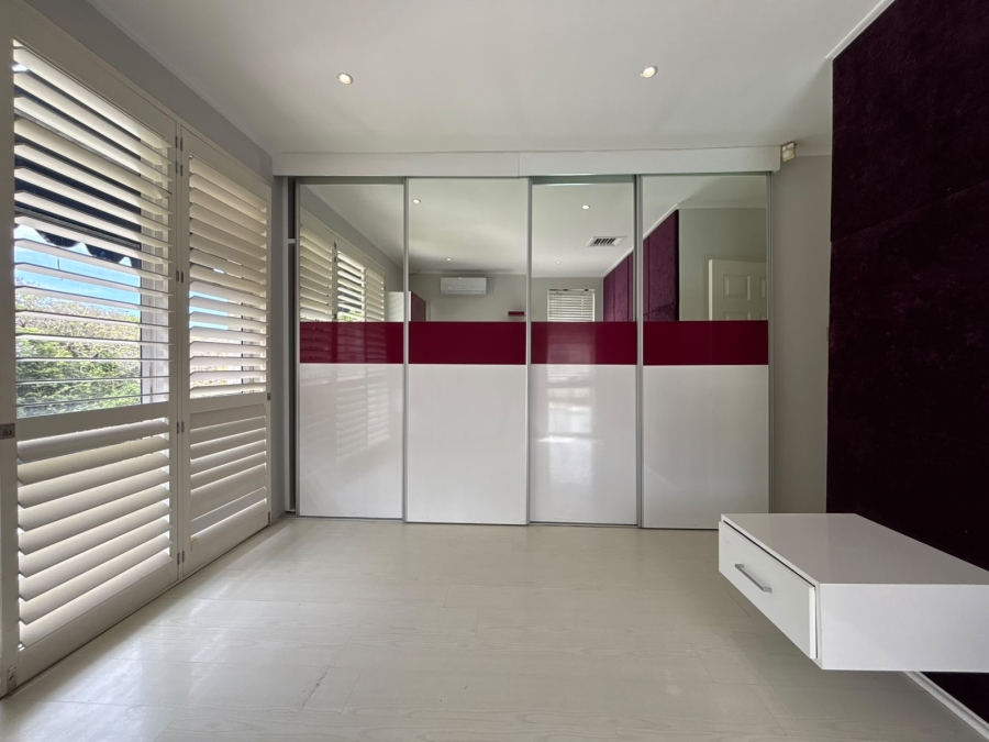 3 Bedroom Property for Sale in Essenwood KwaZulu-Natal