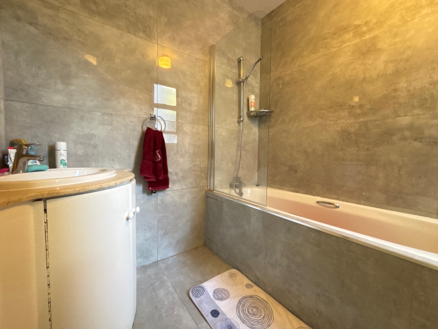 3 Bedroom Property for Sale in Musgrave KwaZulu-Natal