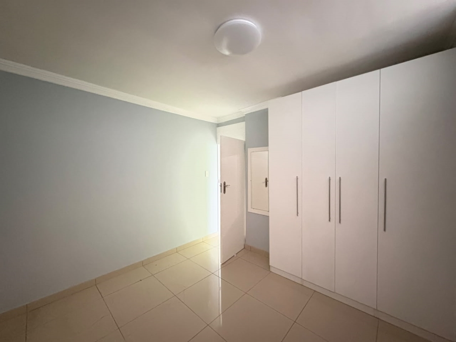 2 Bedroom Property for Sale in Overport KwaZulu-Natal