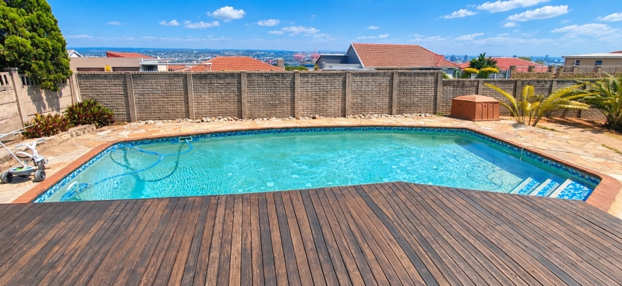 3 Bedroom Property for Sale in Ocean View KwaZulu-Natal