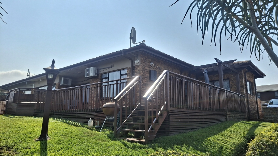 3 Bedroom Property for Sale in Amanzimtoti KwaZulu-Natal