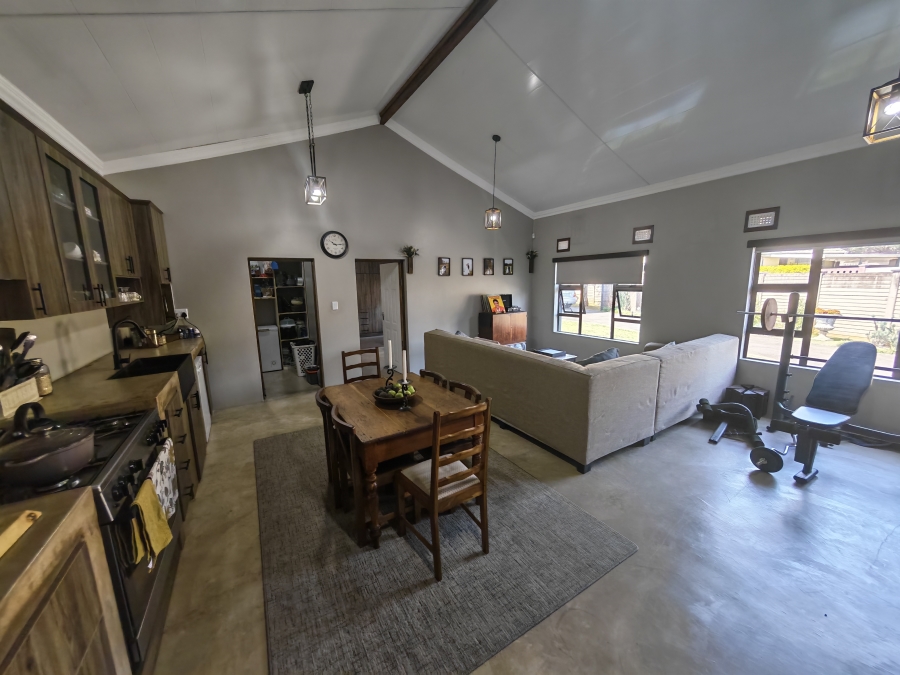 4 Bedroom Property for Sale in Hayfields KwaZulu-Natal