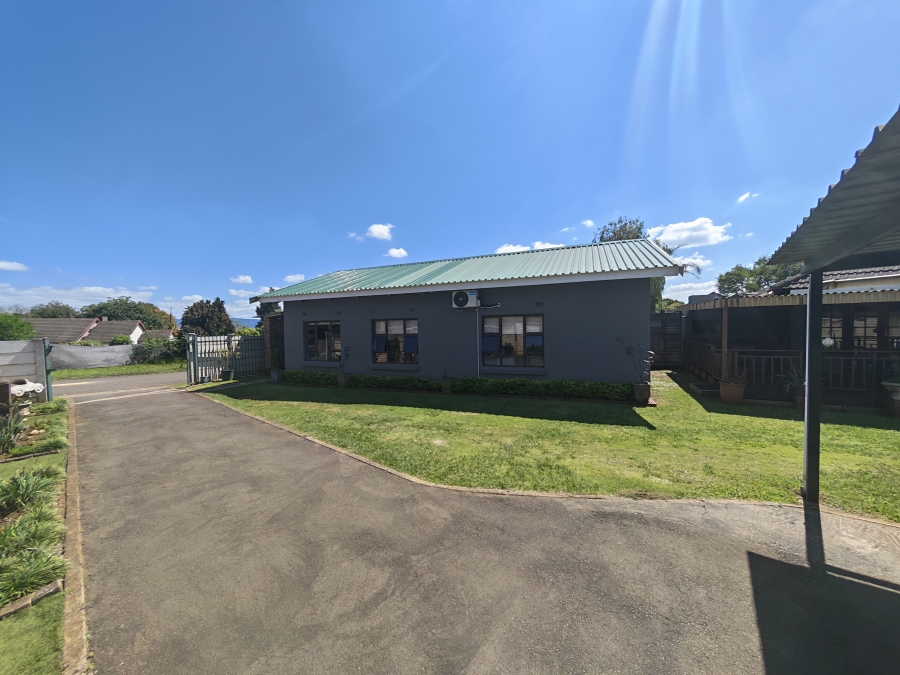 4 Bedroom Property for Sale in Hayfields KwaZulu-Natal