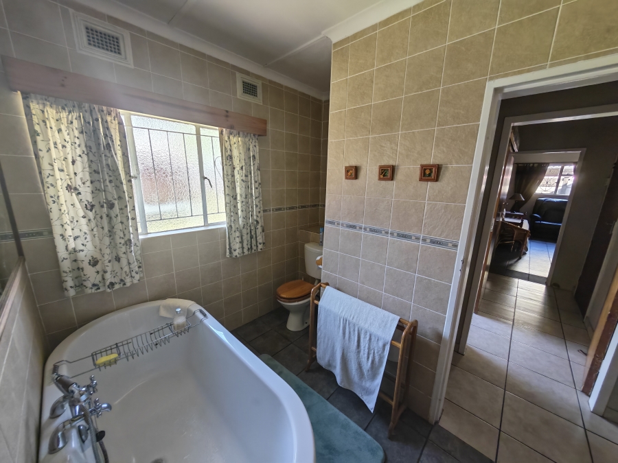 4 Bedroom Property for Sale in Hayfields KwaZulu-Natal