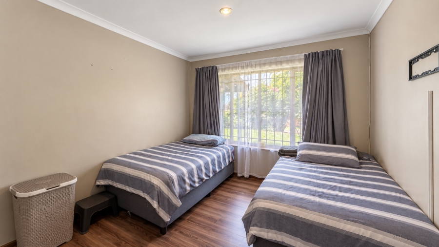 3 Bedroom Property for Sale in Waterfall KwaZulu-Natal