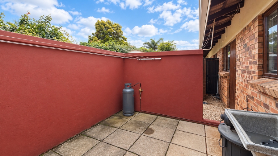 3 Bedroom Property for Sale in Waterfall KwaZulu-Natal