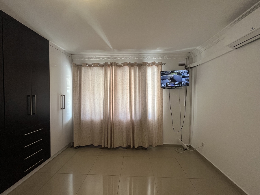 5 Bedroom Property for Sale in Clayfield KwaZulu-Natal