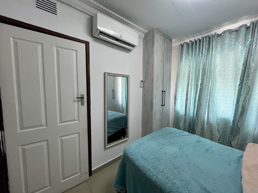 5 Bedroom Property for Sale in Clayfield KwaZulu-Natal