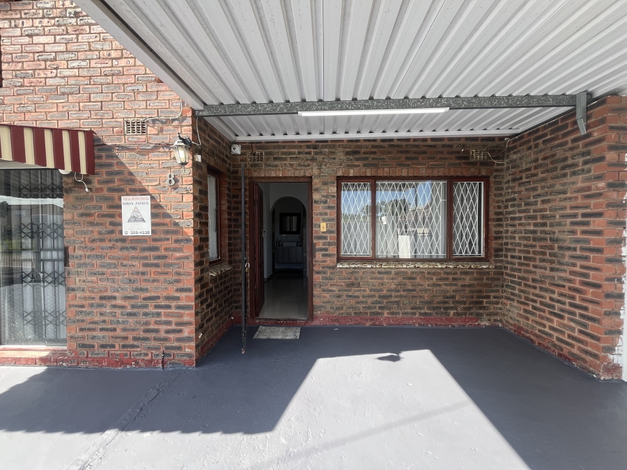 5 Bedroom Property for Sale in Clayfield KwaZulu-Natal