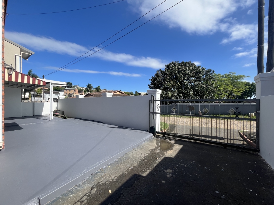 5 Bedroom Property for Sale in Clayfield KwaZulu-Natal