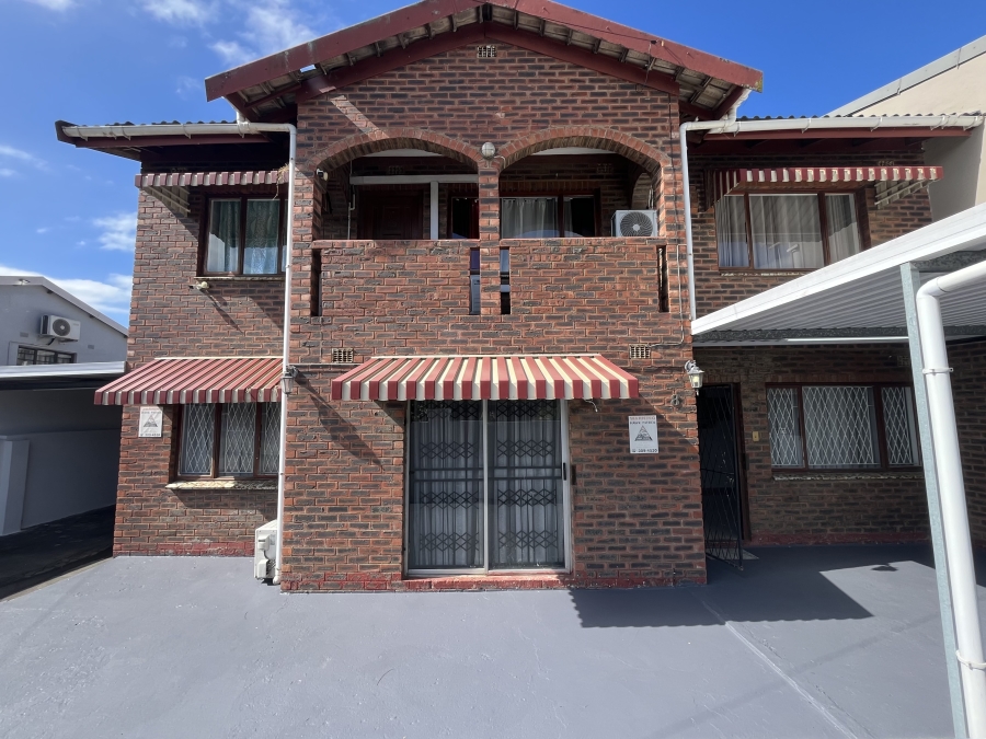 5 Bedroom Property for Sale in Clayfield KwaZulu-Natal
