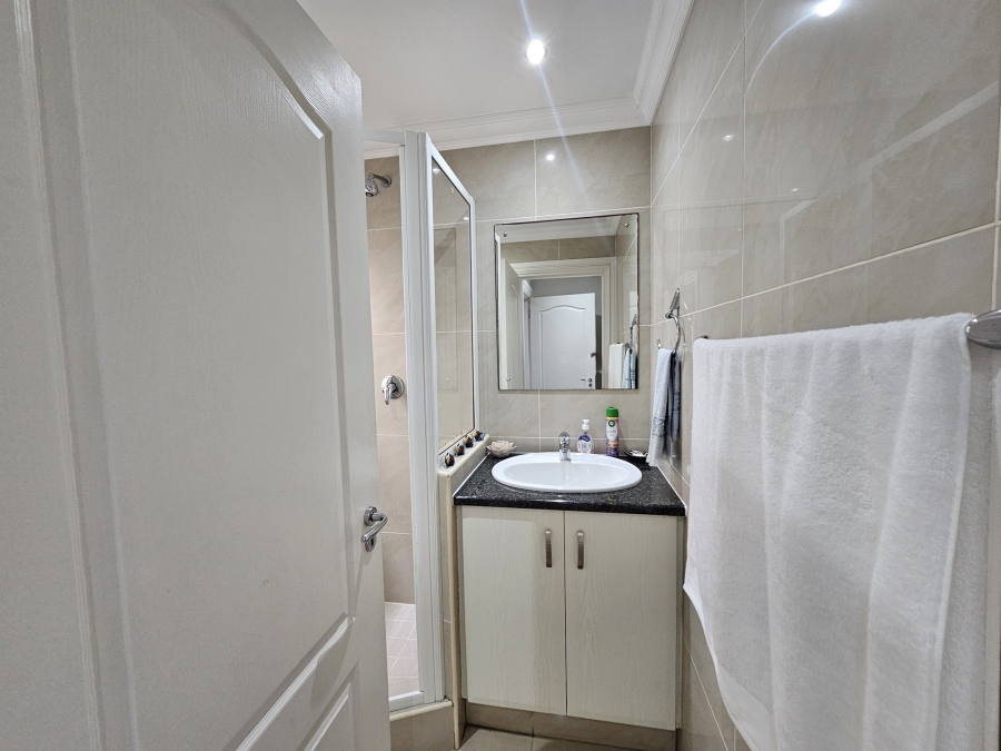 2 Bedroom Property for Sale in La Lucia KwaZulu-Natal