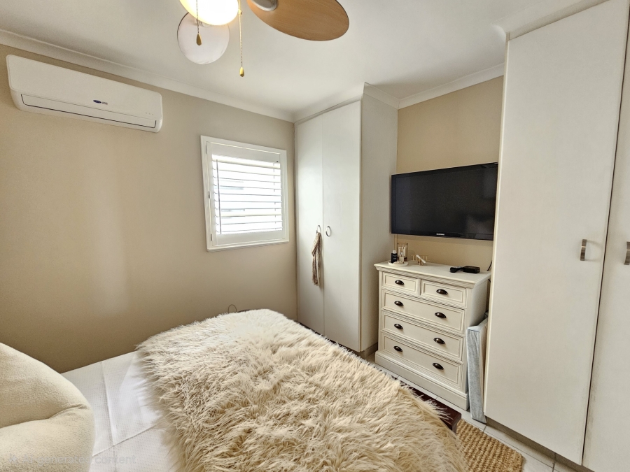 2 Bedroom Property for Sale in La Lucia KwaZulu-Natal