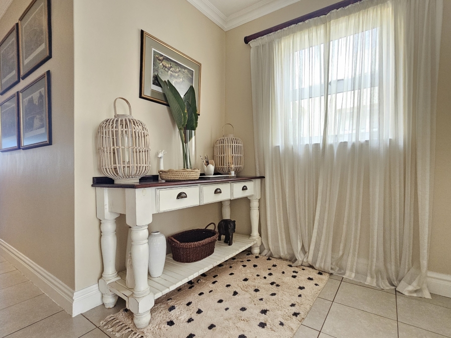 2 Bedroom Property for Sale in La Lucia KwaZulu-Natal