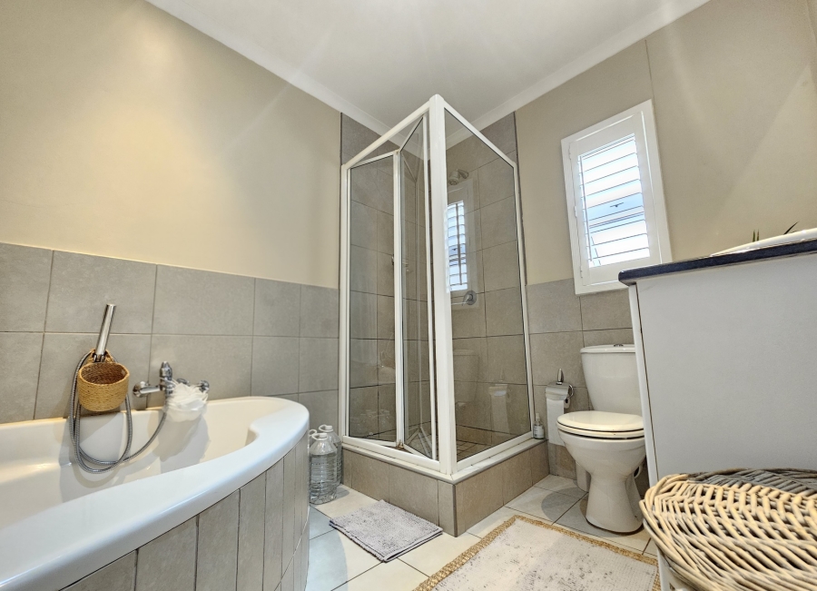 2 Bedroom Property for Sale in La Lucia KwaZulu-Natal