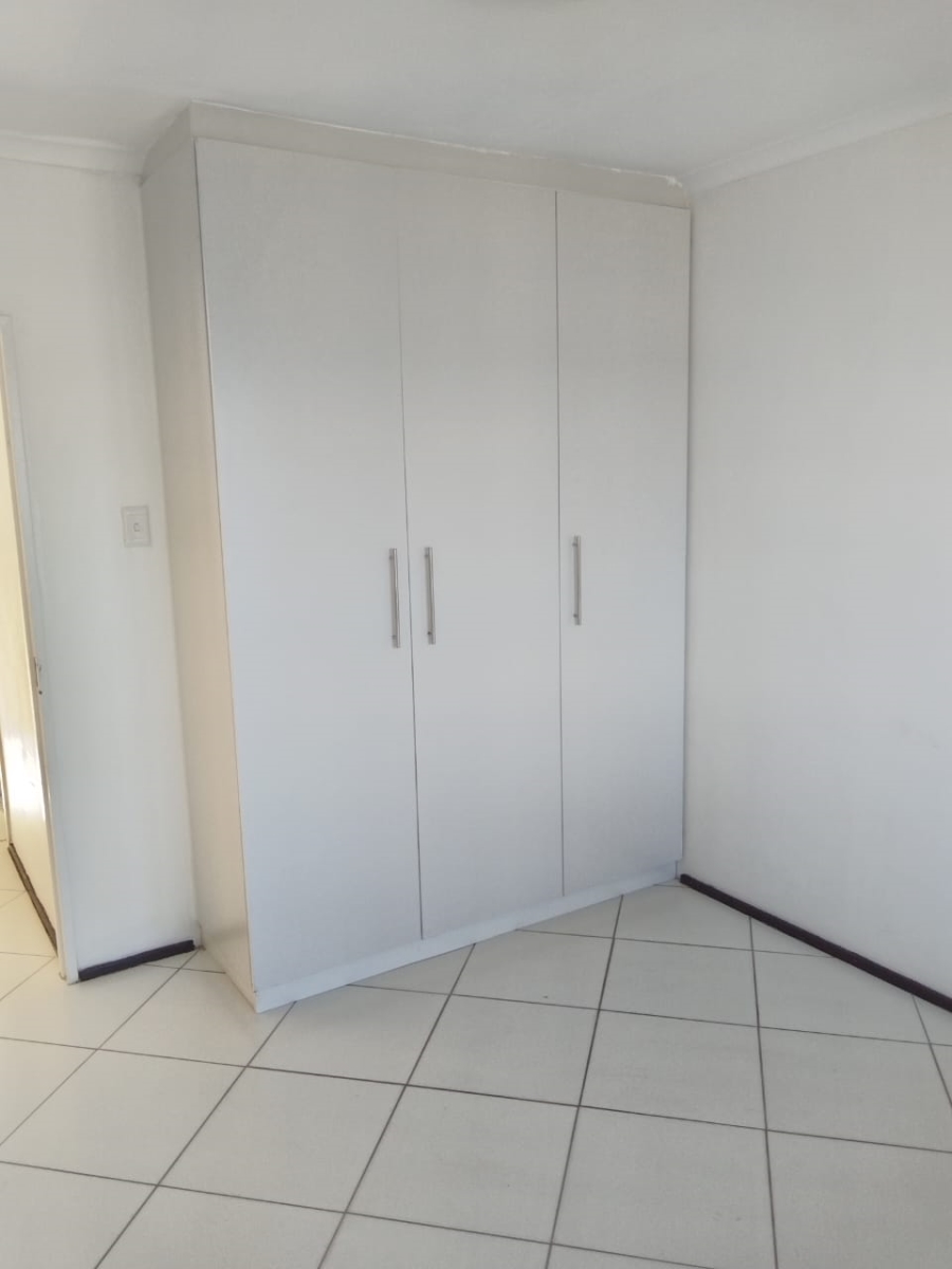 To Let 2 Bedroom Property for Rent in La Mercy KwaZulu-Natal