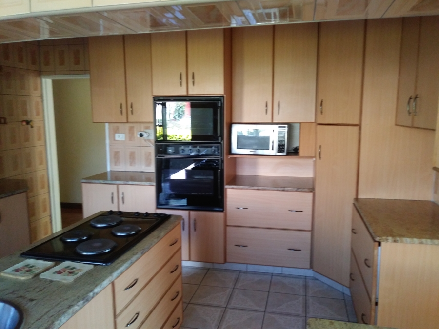 To Let 3 Bedroom Property for Rent in Cleland KwaZulu-Natal