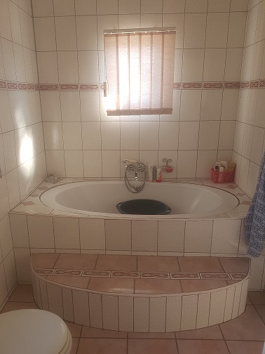 To Let 3 Bedroom Property for Rent in Cleland KwaZulu-Natal