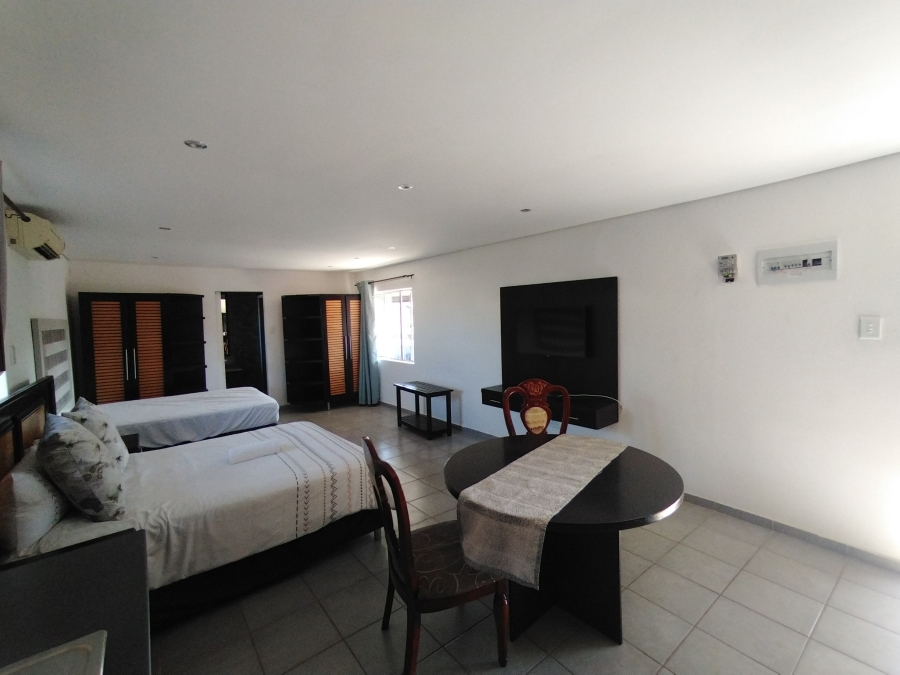 1 Bedroom Property for Sale in La Lucia KwaZulu-Natal